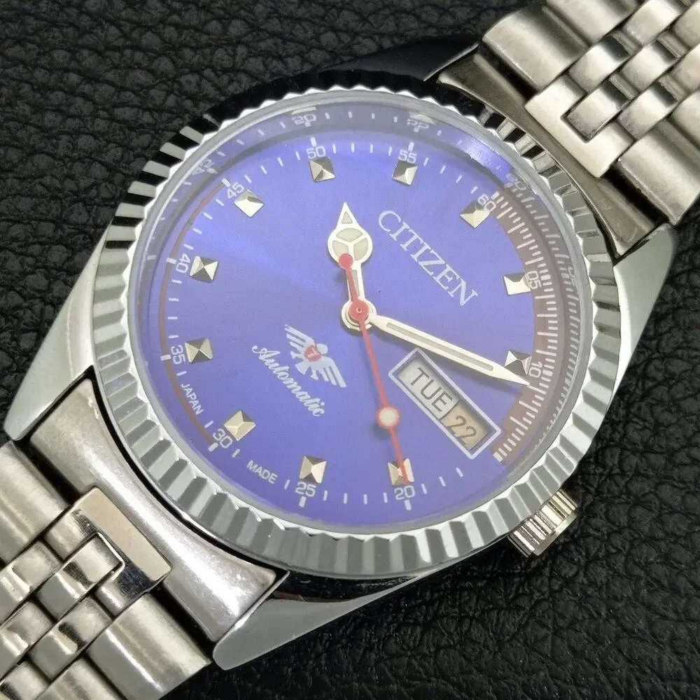 Vintage 1981 Citizen Automatic Mens Silver Watch W/daydate & Blue accents